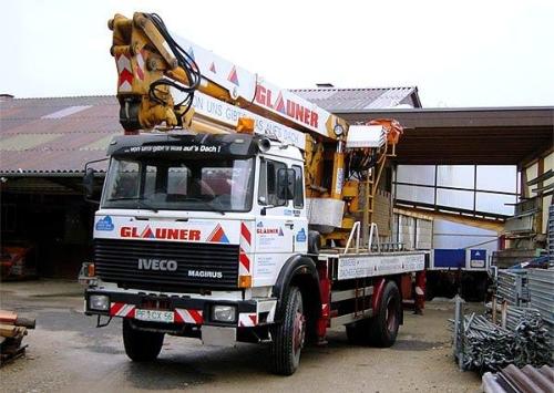 Autokranarbeiten (mit 25 m/ton. Kran)